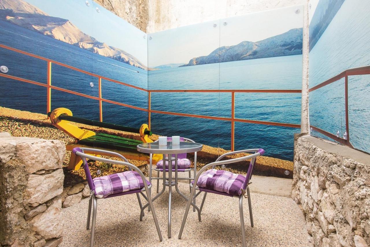 Studio Neva Baška Екстериор снимка